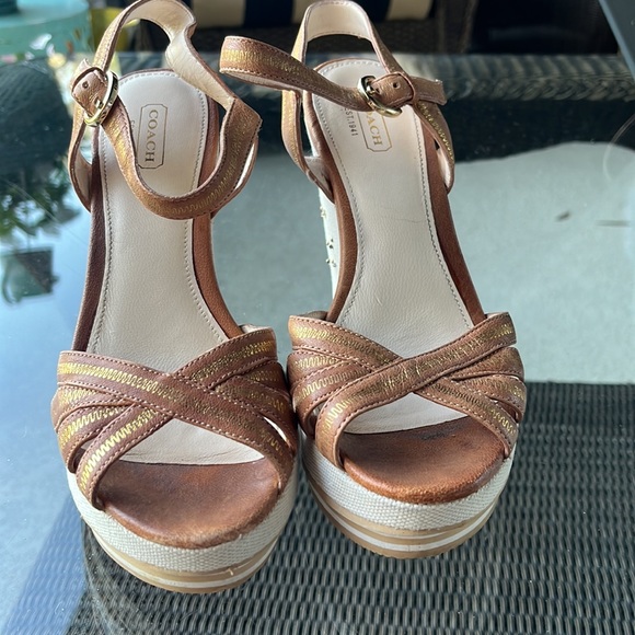 Coach wedge Sz 7.5 - Picture 6 of 12